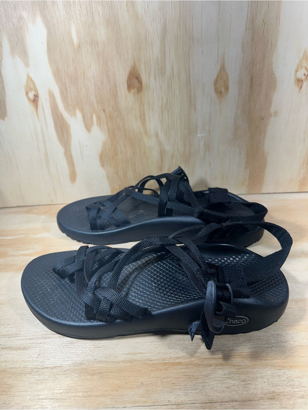 Chaco Black Strappy Sandals Women’s Size 10